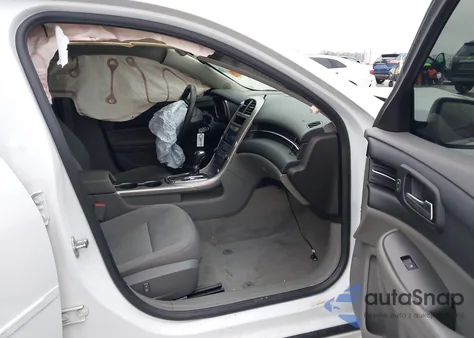 2013 Chevrolet Malibu 1Ls z USA, uszkodzony, nr VIN 1G11B5SA3DF358027